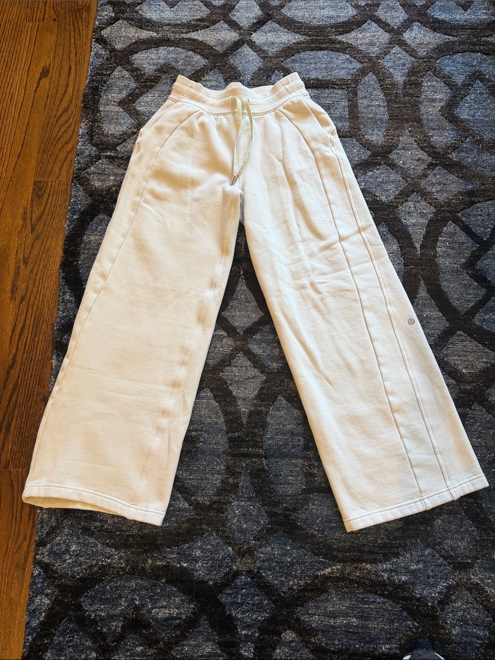 Lululemon pants